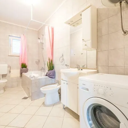 Apartment Miha Marusic